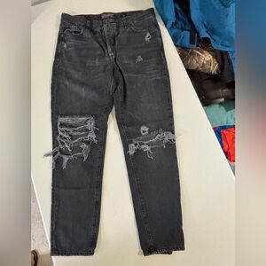 Lucky Brand Women’s Dark Gray Denim Jeans, Distressed. Size 2/26